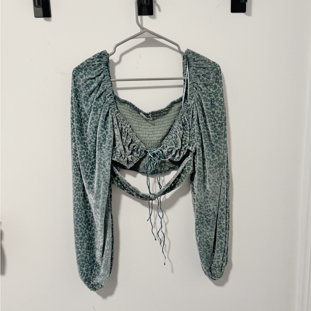VELVET FLORAL TOP